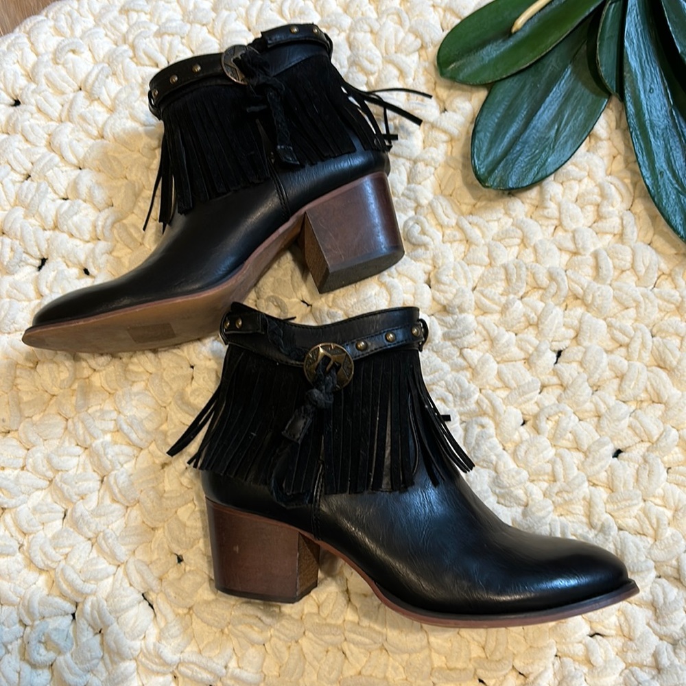 Wanted Fringed Booties